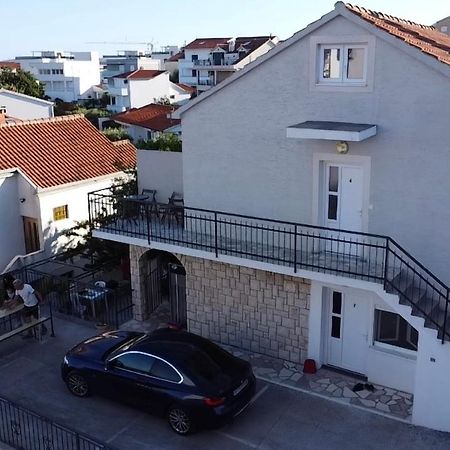 Apartments Suker Trogir Bagian luar foto