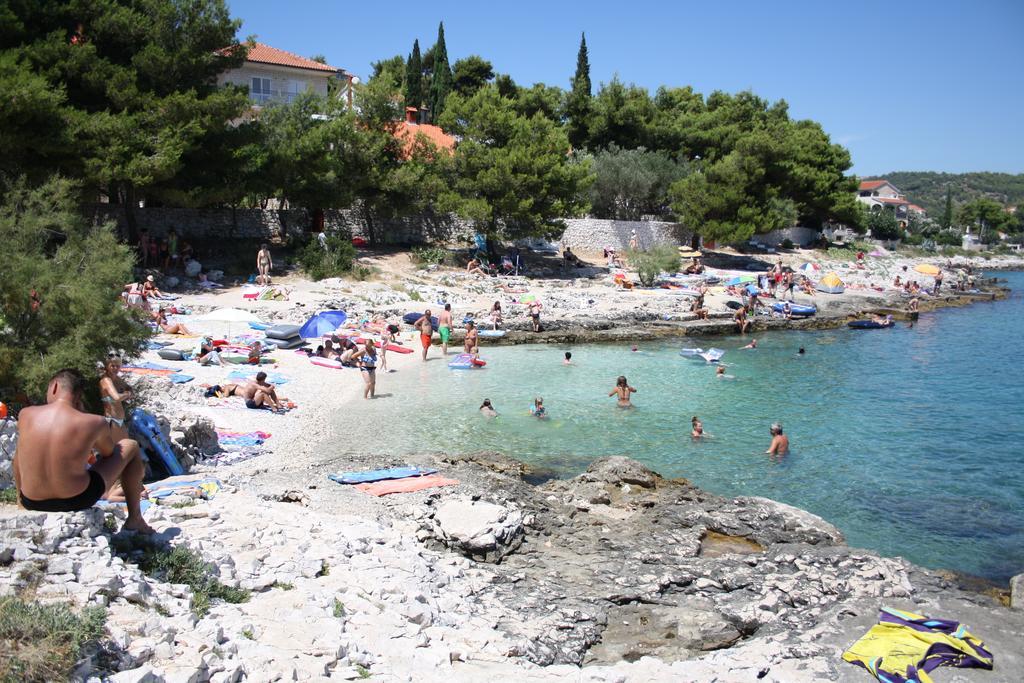 Apartments Suker Trogir Bagian luar foto