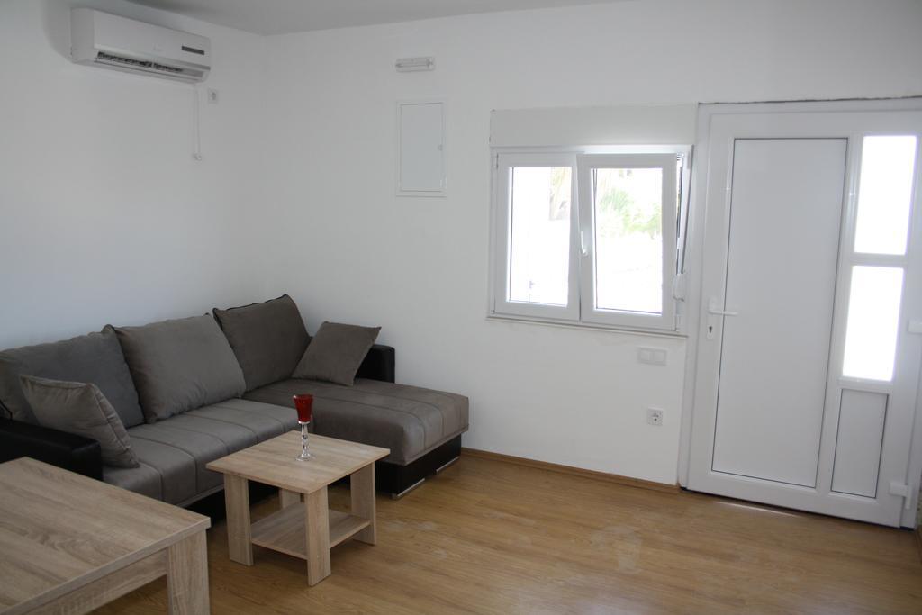 Apartments Suker Trogir Bagian luar foto