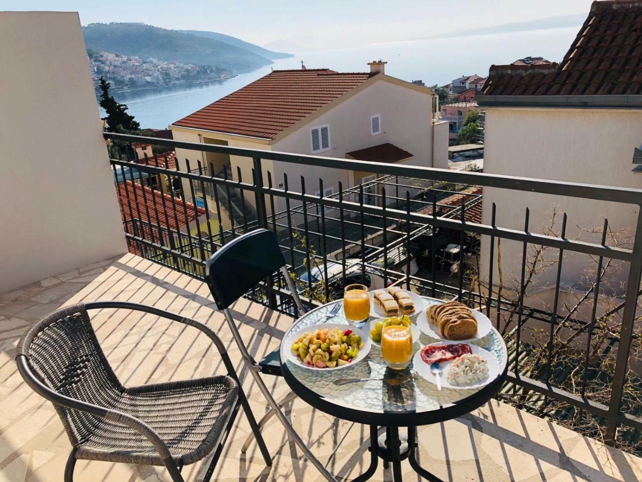 Apartments Suker Trogir Bagian luar foto