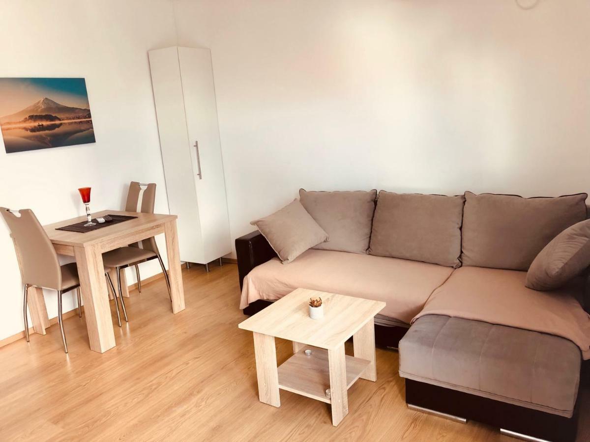 Apartments Suker Trogir Bagian luar foto